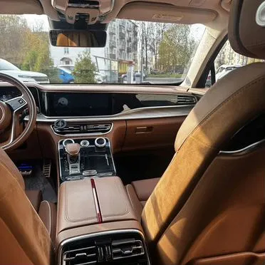 Hongqi H9, 2022 — готовый бизнес с водителем