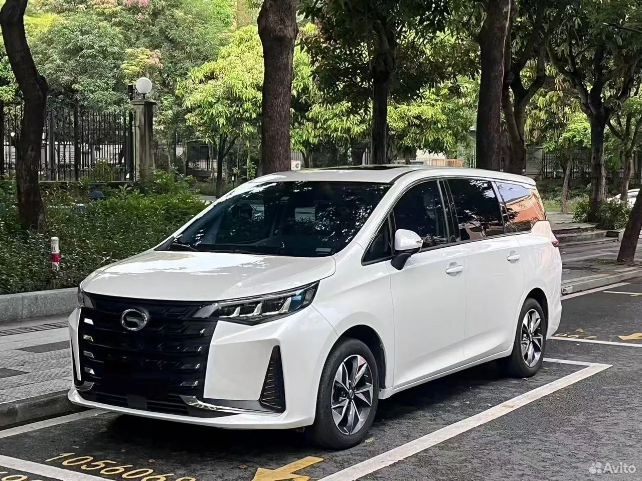 Trumpchi M6 Pro 1.5 AMT, 2023, 35 990 км