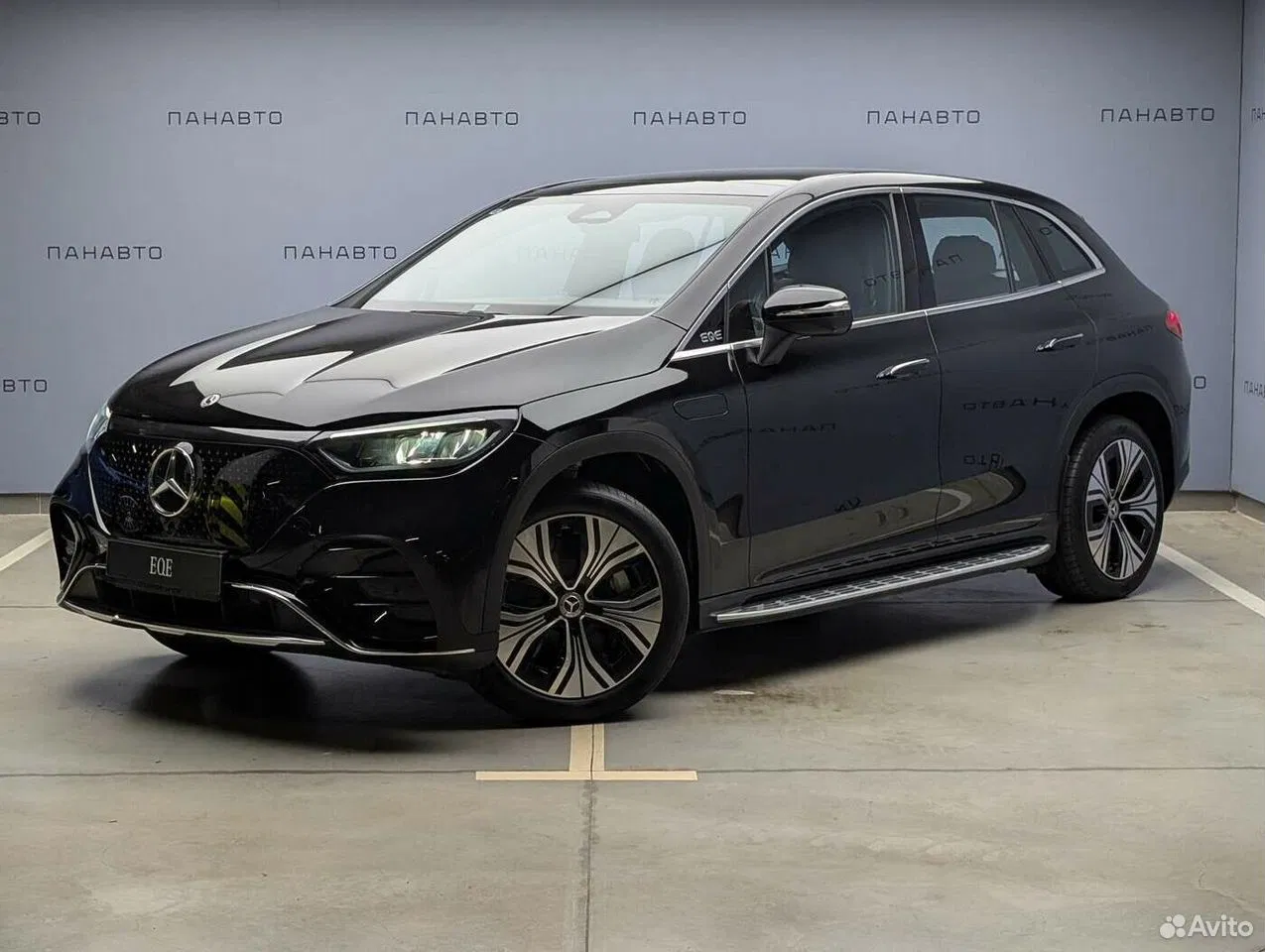 Mercedes-Benz EQE SUV AT, 2025